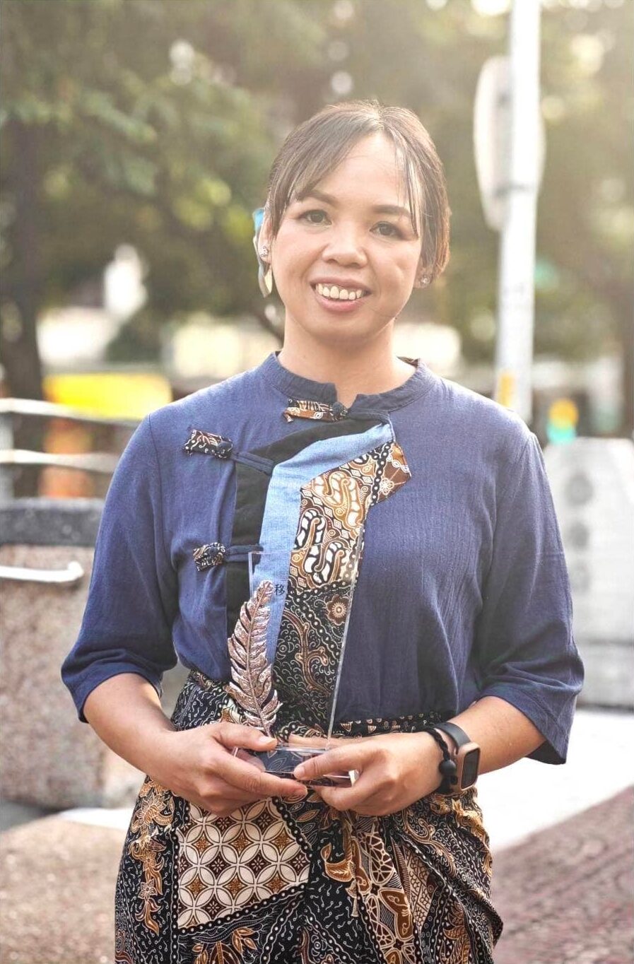 陳業芳 Charis Chen